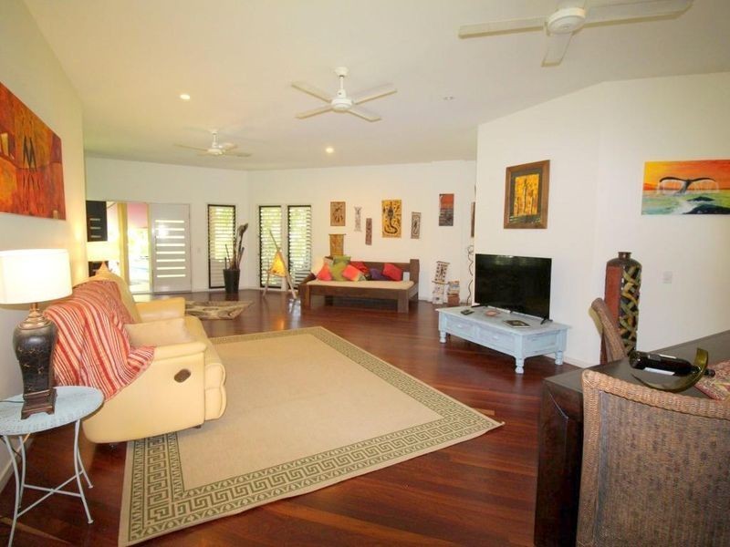 20 Kent Close, Mission Beach QLD 4852