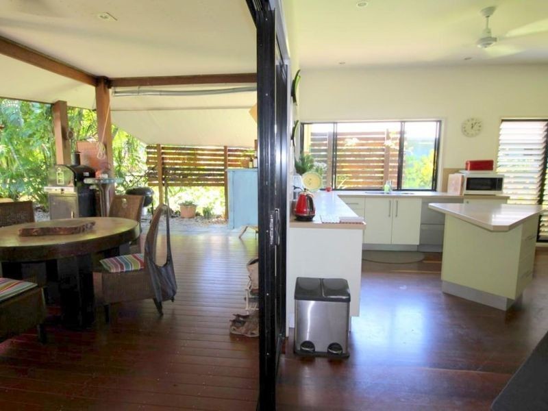 20 Kent Close, Mission Beach QLD 4852