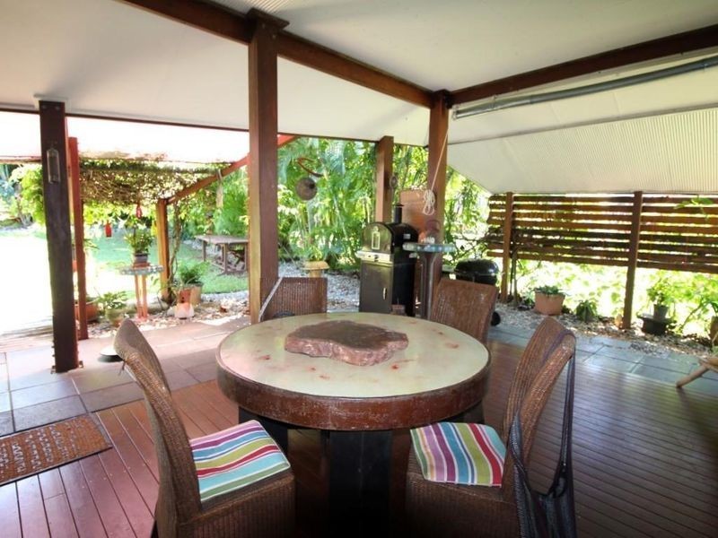 20 Kent Close, Mission Beach QLD 4852