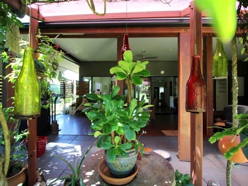 20 Kent Close, Mission Beach QLD 4852