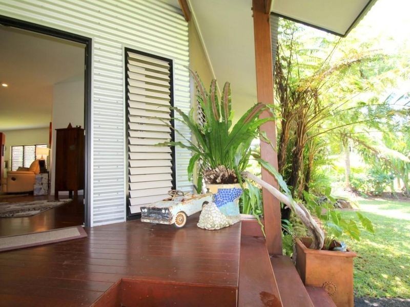 20 Kent Close, Mission Beach QLD 4852