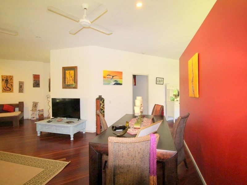 20 Kent Close, Mission Beach QLD 4852