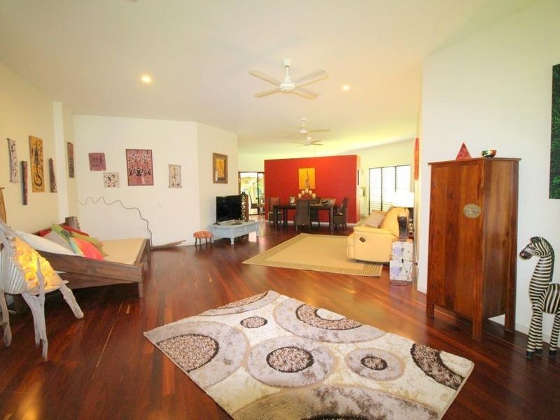 20 Kent Close, Mission Beach QLD 4852