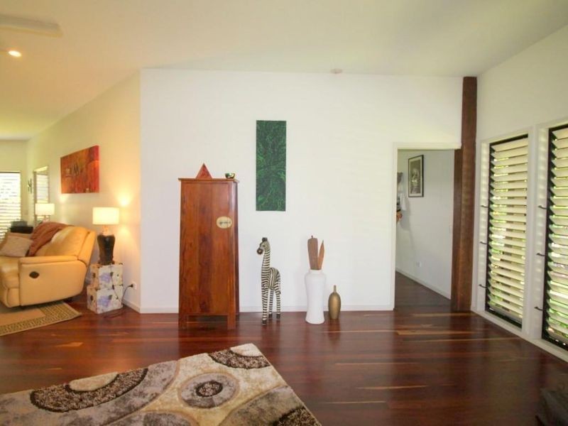 20 Kent Close, Mission Beach QLD 4852