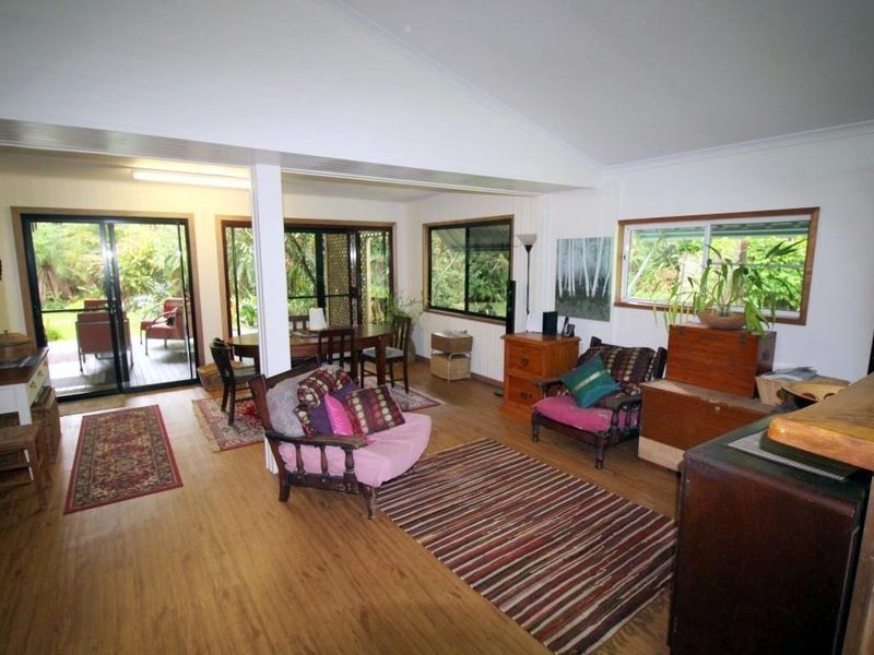 1235 Old Tully Road, Maadi QLD 4855