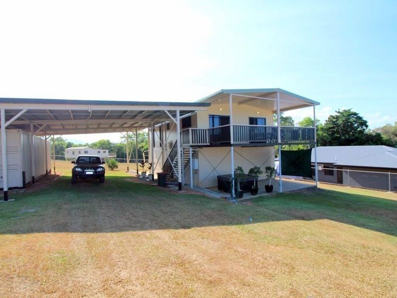 4 Riverside Terrace, South Mission Beach QLD 4852