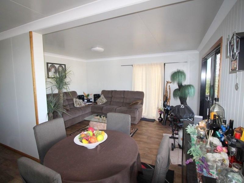 4 Riverside Terrace, South Mission Beach QLD 4852