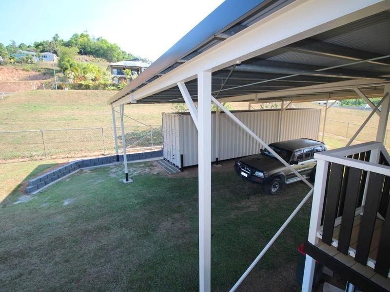 4 Riverside Terrace, South Mission Beach QLD 4852
