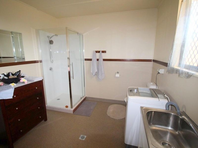 4 Riverside Terrace, South Mission Beach QLD 4852