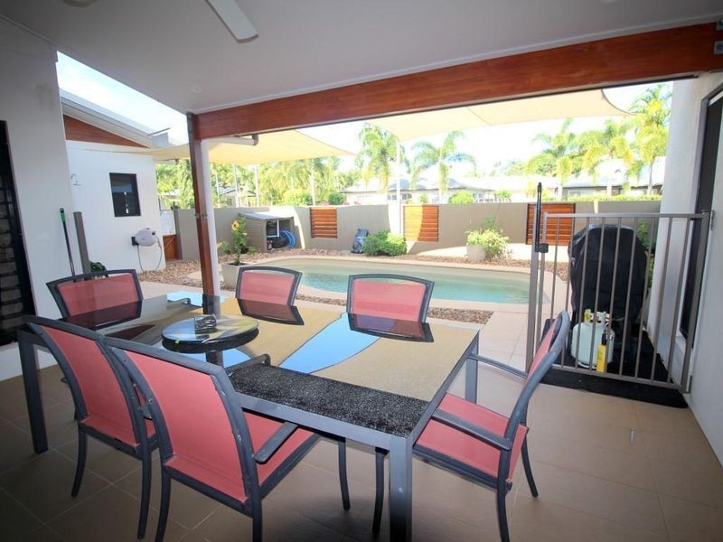 40 Conch Street, Mission Beach QLD 4852