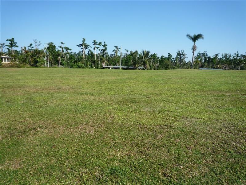 L7/13 Unsworth Drive, Mission Beach QLD 4852