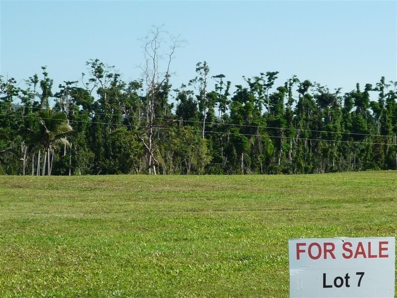 L7/13 Unsworth Drive, Mission Beach QLD 4852