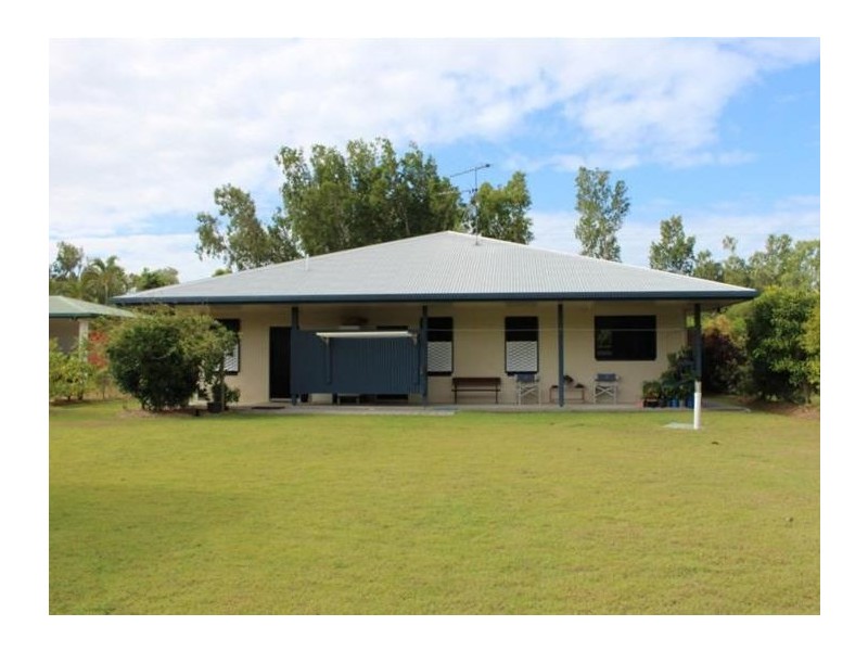 104 Tully Heads Road, Tully Heads QLD 4854