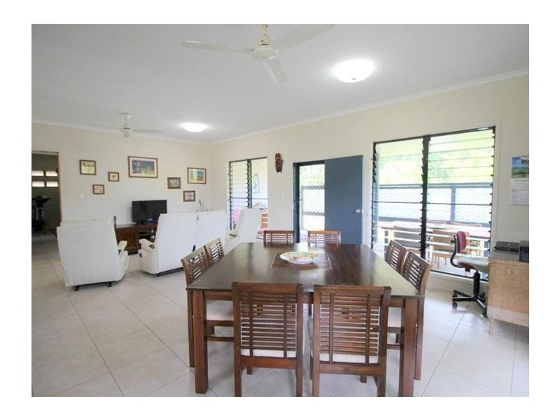 104 Tully Heads Road, Tully Heads QLD 4854