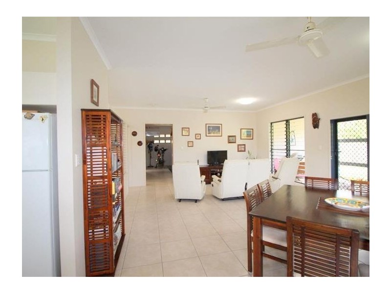104 Tully Heads Road, Tully Heads QLD 4854