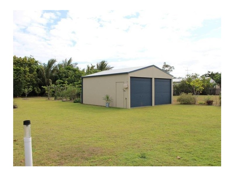 104 Tully Heads Road, Tully Heads QLD 4854