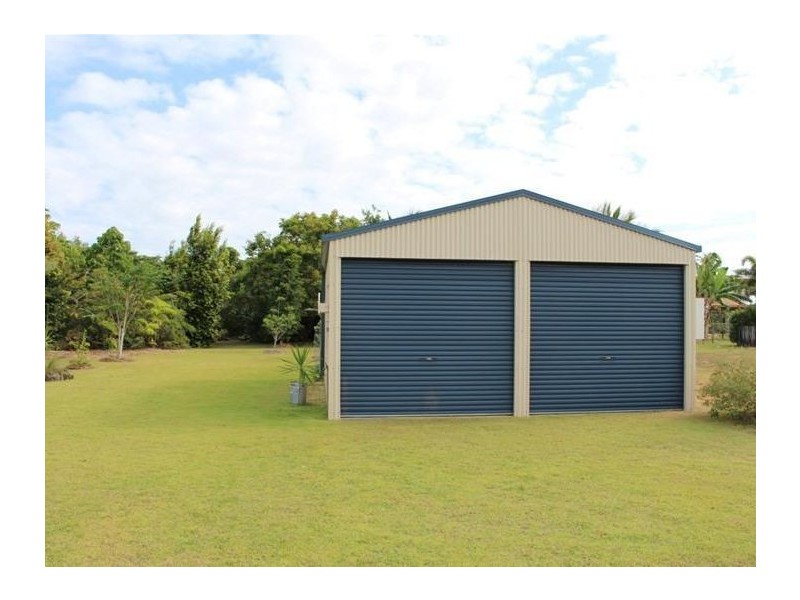 104 Tully Heads Road, Tully Heads QLD 4854