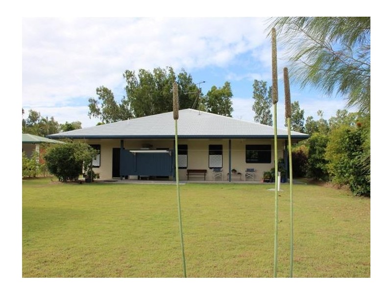 104 Tully Heads Road, Tully Heads QLD 4854
