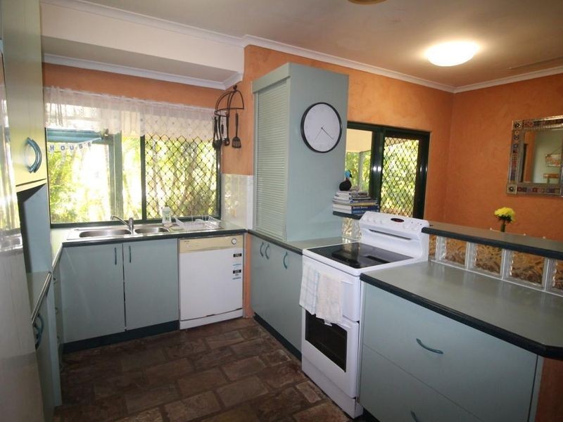 7 Hutchison Close, Mission Beach QLD 4852