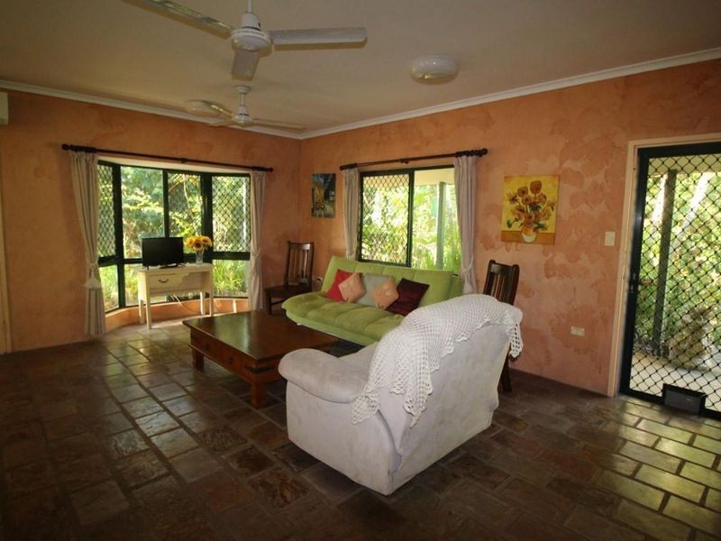 7 Hutchison Close, Mission Beach QLD 4852