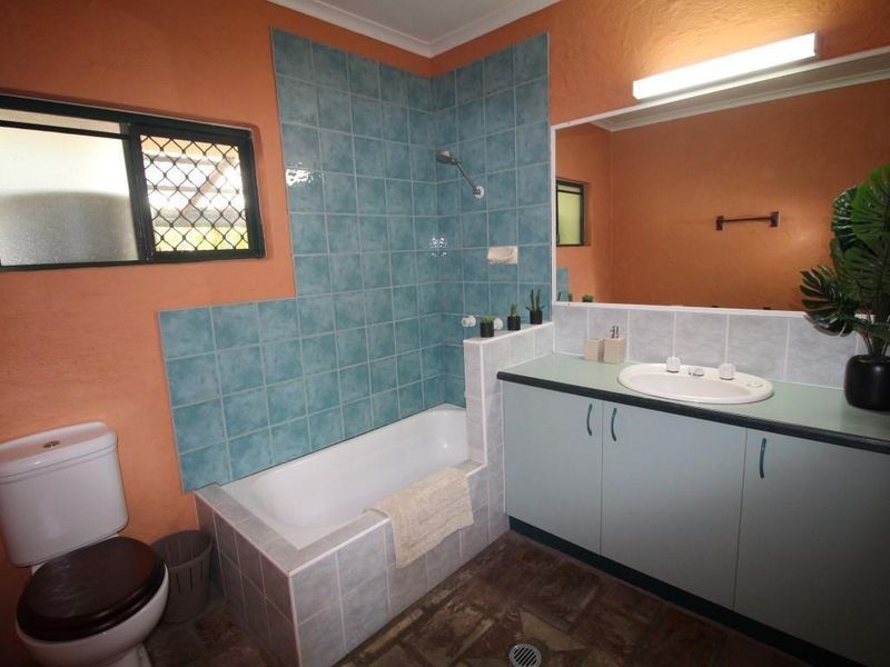 7 Hutchison Close, Mission Beach QLD 4852