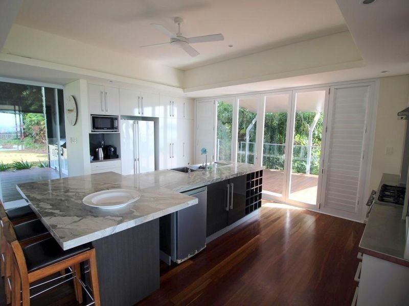 9/73 Explorers Drive, South Mission Beach QLD 4852