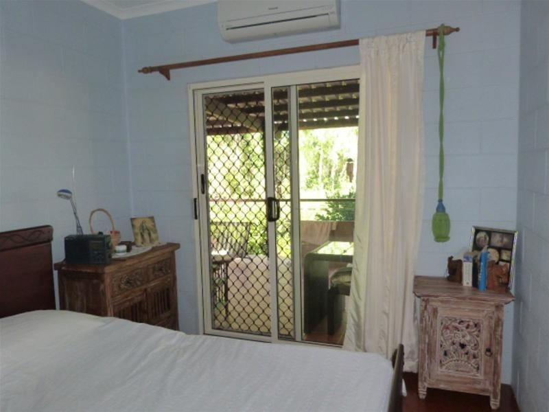 8 Dunkalli Crescent, Wongaling Beach QLD 4852