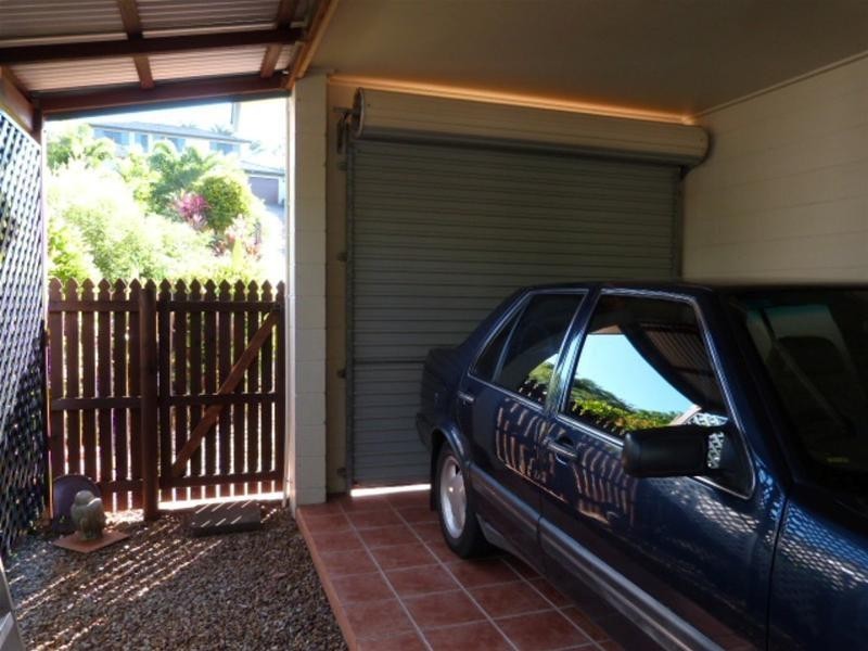 8 Dunkalli Crescent, Wongaling Beach QLD 4852