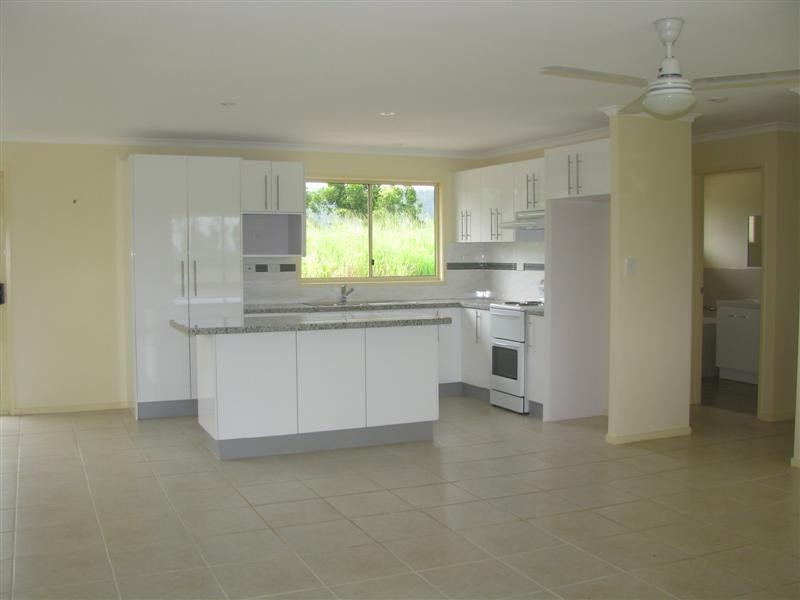 1 Silkwood Japoon Road, Silkwood QLD 4856