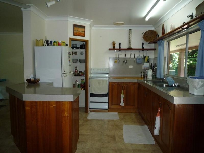856 East Feluga Road, East Feluga QLD 4854