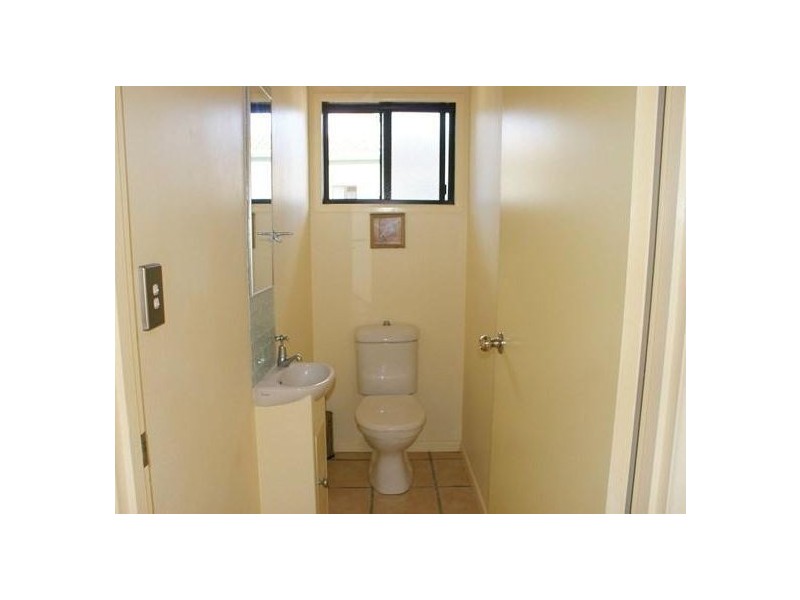 29 Holland Street, Wongaling Beach QLD 4852