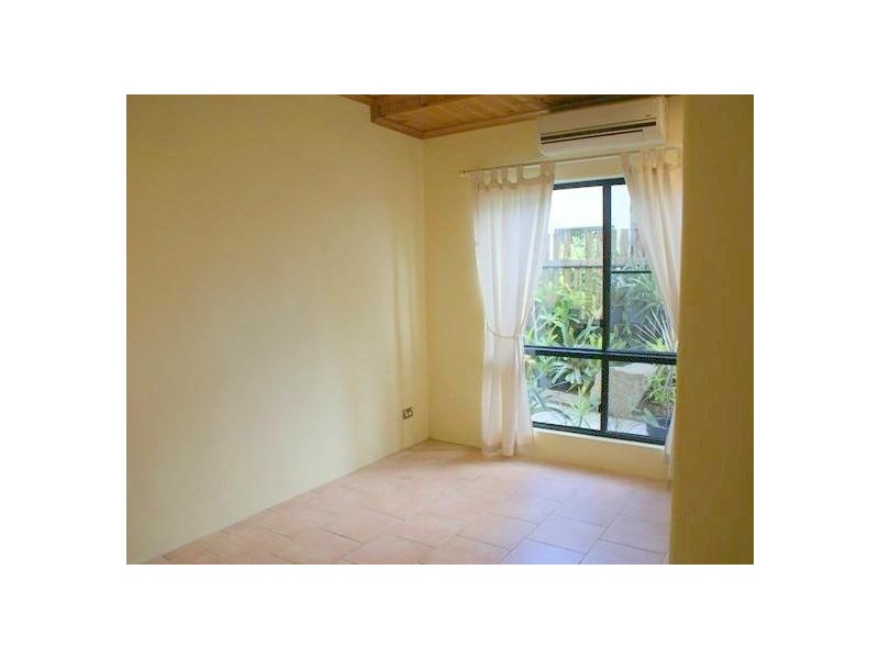 29 Holland Street, Wongaling Beach QLD 4852