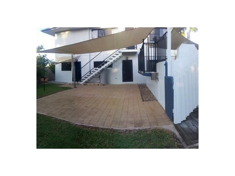 29 Holland Street, Wongaling Beach QLD 4852