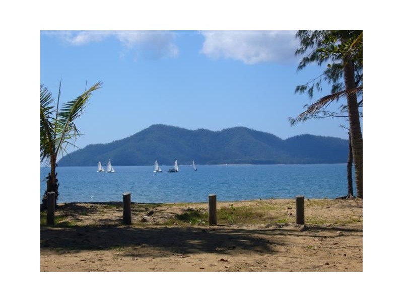 15/16-18 Clipper Court, South Mission Beach QLD 4852
