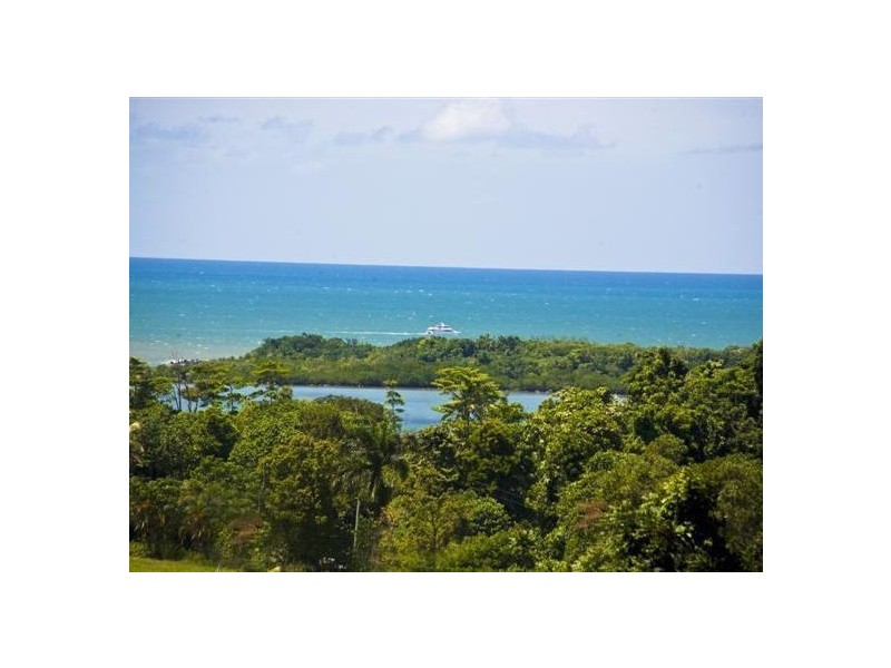 7,11 &19 Unsworth Drive, Mission Beach QLD 4852