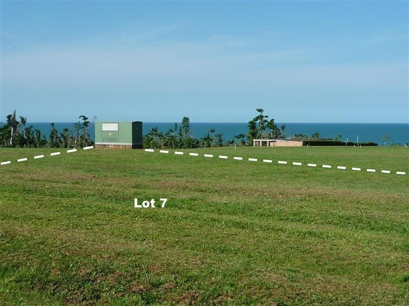 7,11 &19 Unsworth Drive, Mission Beach QLD 4852
