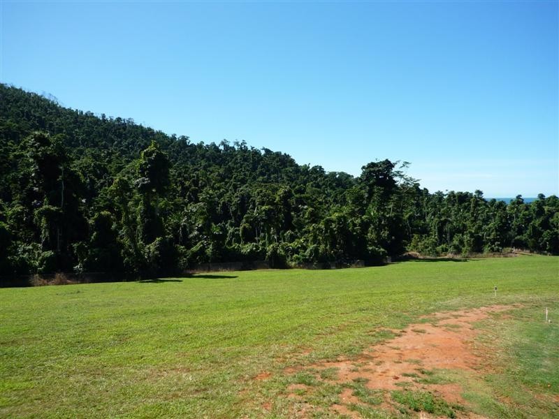 7,11 &19 Unsworth Drive, Mission Beach QLD 4852