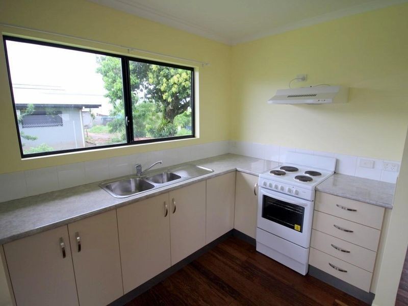 10 Henry Street, Silkwood QLD 4856