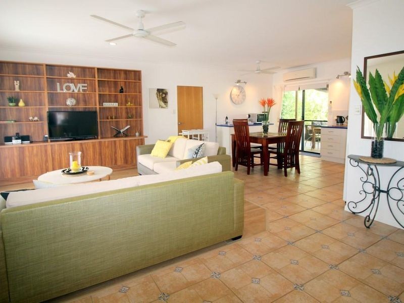 10 Conch Street, Mission Beach QLD 4852