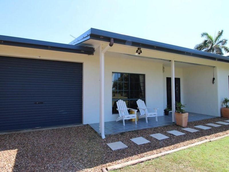 10 Conch Street, Mission Beach QLD 4852