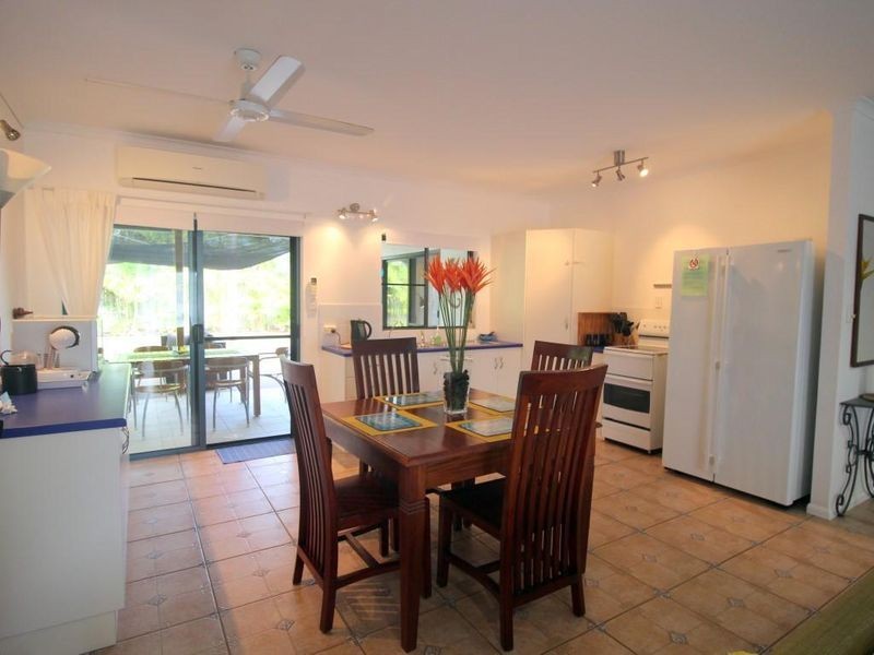 10 Conch Street, Mission Beach QLD 4852