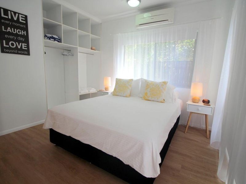 10 Conch Street, Mission Beach QLD 4852