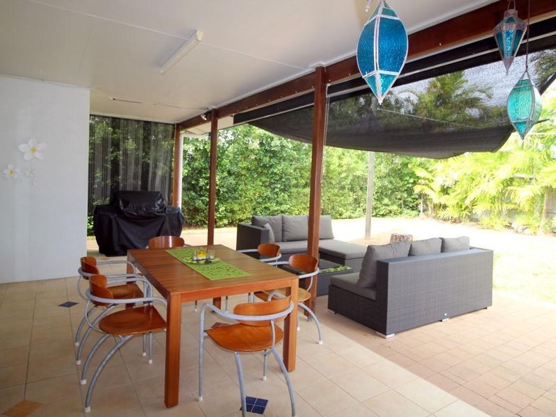 10 Conch Street, Mission Beach QLD 4852