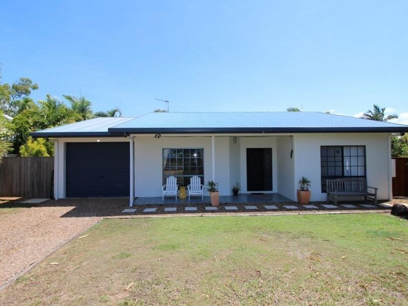 10 Conch Street, Mission Beach QLD 4852