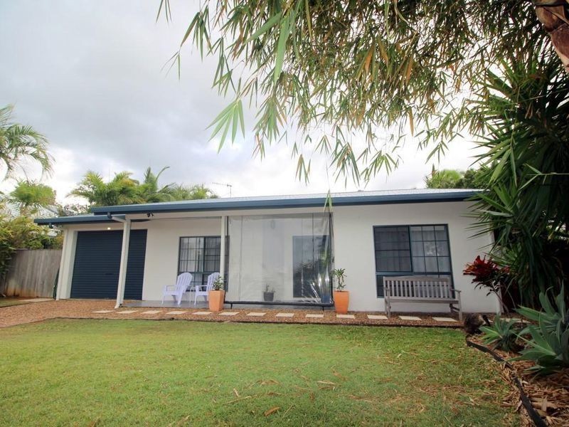 10 Conch Street, Mission Beach QLD 4852
