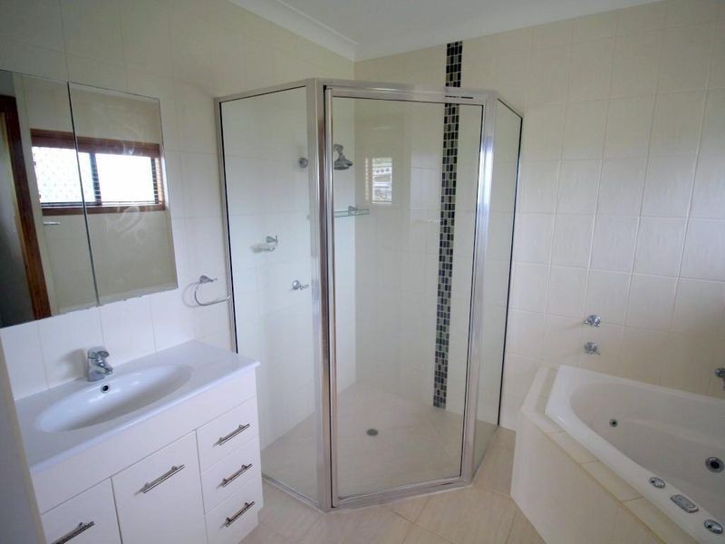 7 Sanctuary Crescent, Wongaling Beach QLD 4852