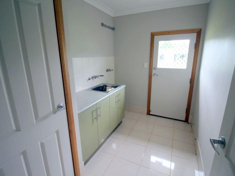 7 Sanctuary Crescent, Wongaling Beach QLD 4852