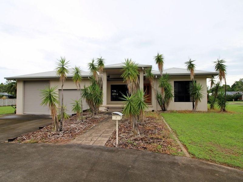 7 Sanctuary Crescent, Wongaling Beach QLD 4852