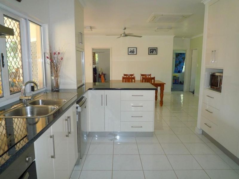 80 North Hull Road, Carmoo QLD 4852