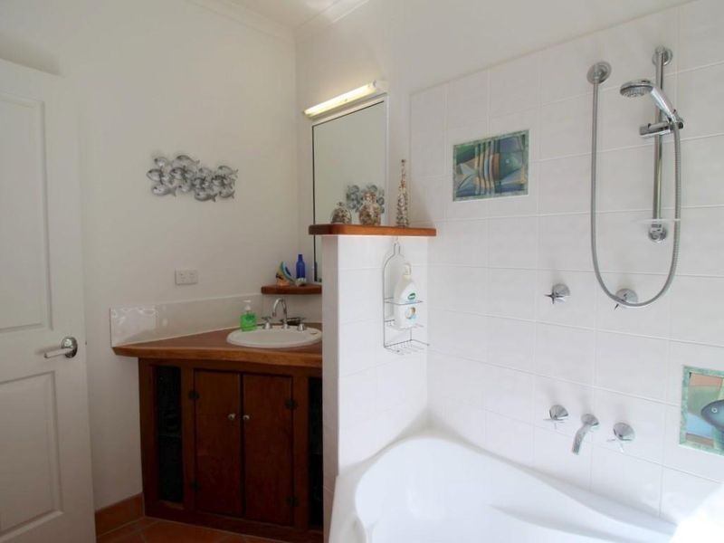 1/627 Bingil Bay Road, Bingil Bay QLD 4852